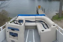 EP-14 Electric Pontoon Boat interior